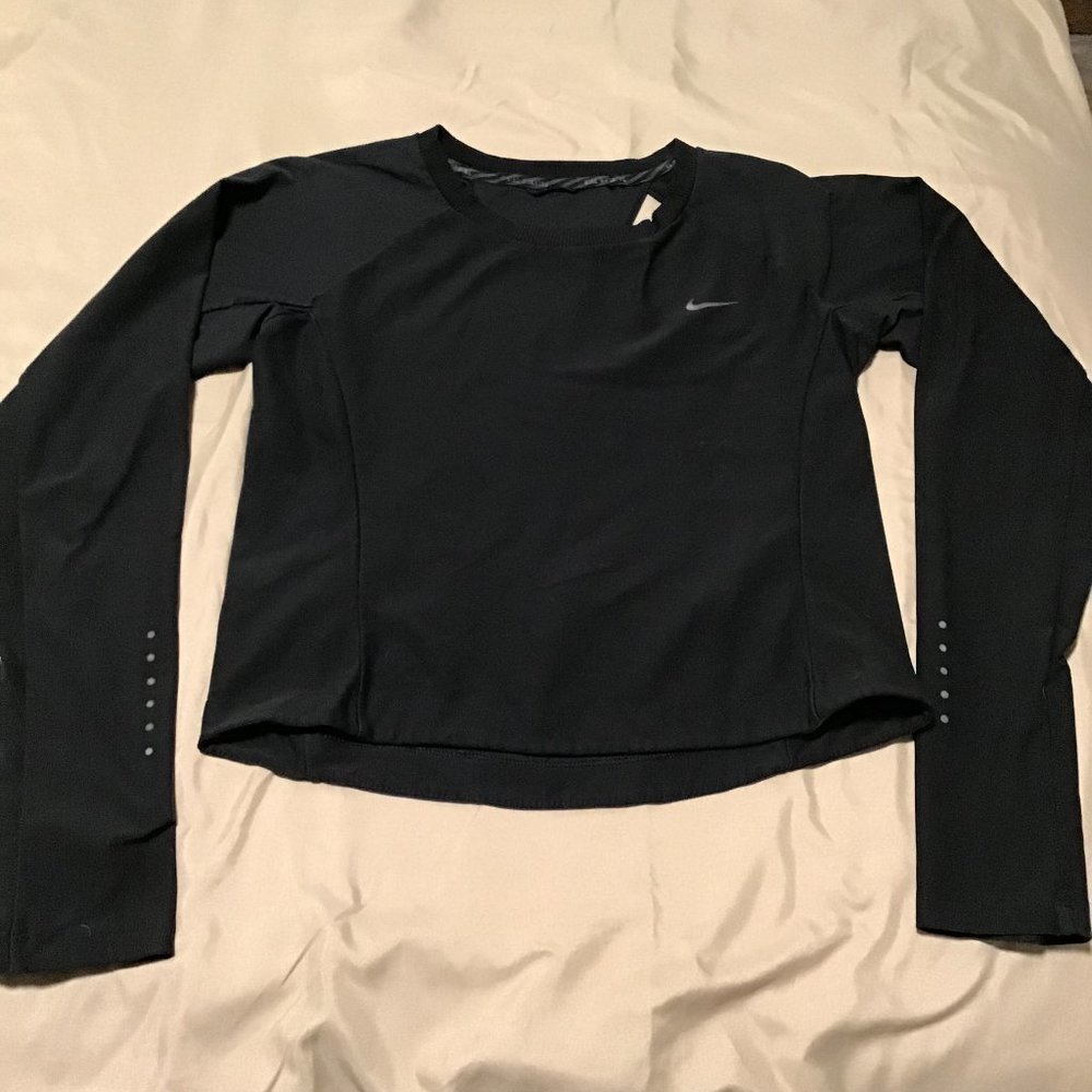 Nike Dri-Fit Running top - Picture 2 of 12